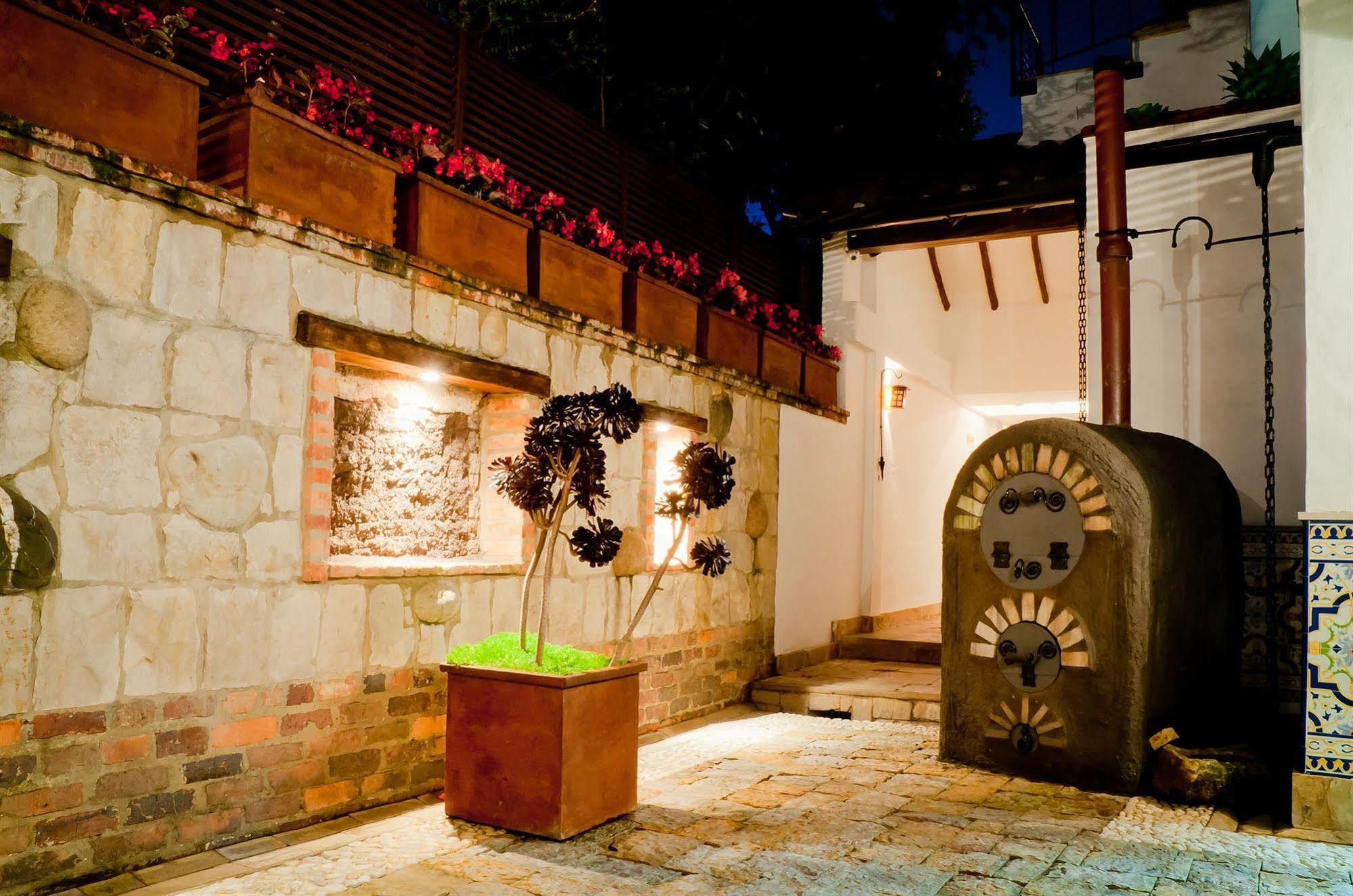 Hotel Casona Usaquen Bogotá Extérieur photo